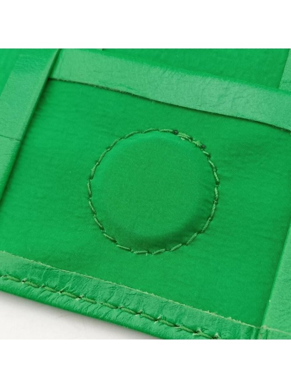 Bottega Veneta Candy Cassette Green Lambskin Shoulder Bag - Picture 15 of 16